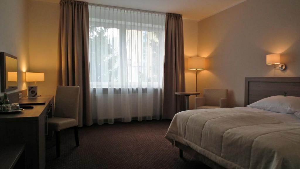 Hotel Gromada Arka Lux Koszalin Exteriör bild