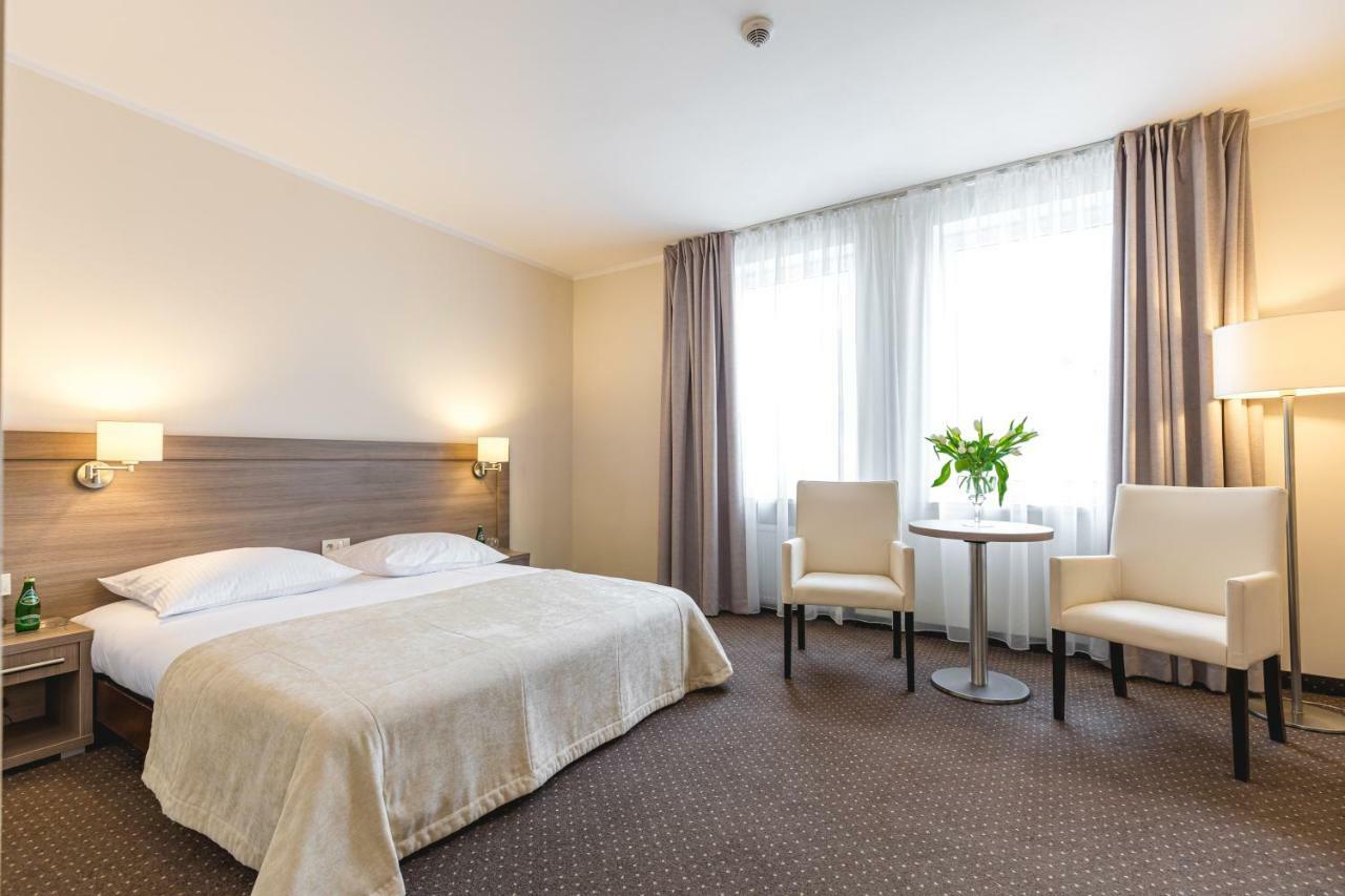 Hotel Gromada Arka Lux Koszalin Exteriör bild
