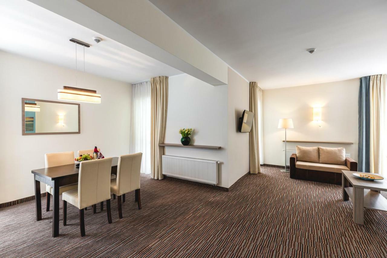 Hotel Gromada Arka Lux Koszalin Exteriör bild