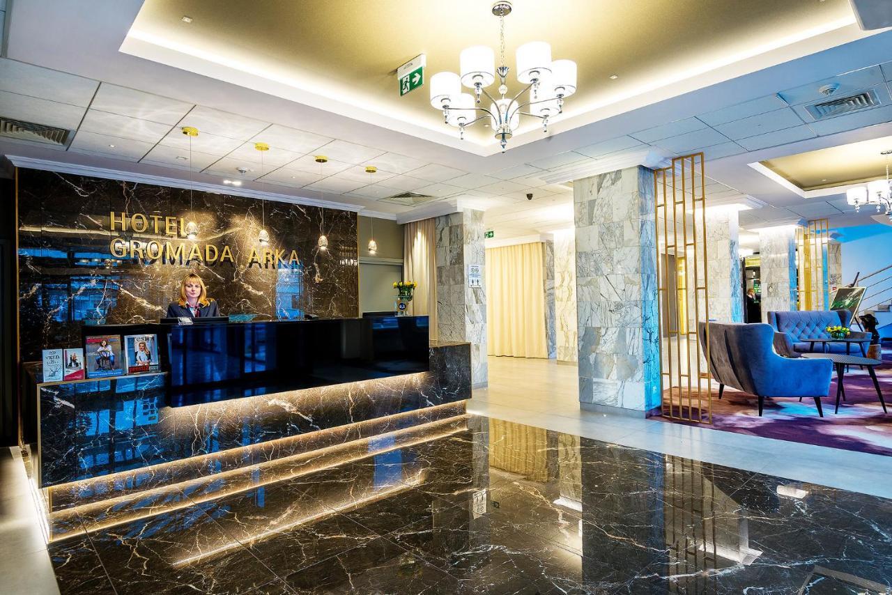 Hotel Gromada Arka Lux Koszalin Exteriör bild
